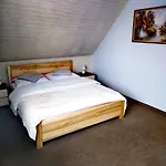 I Restauracja Nowak By Babula Maison d'hôtes 3*