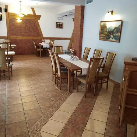Pensjonat I Restauracja Nowak 3*