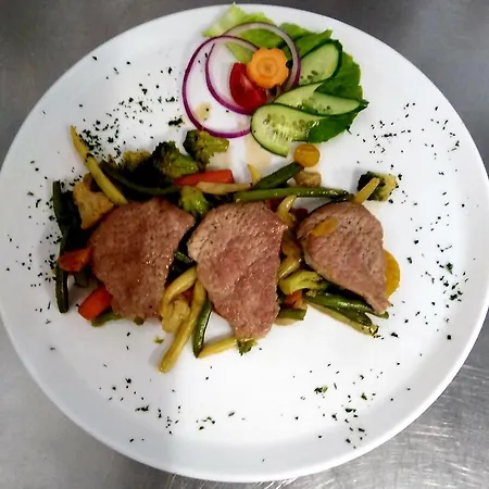 بيت ضيافة Pensjonat I Restauracja Nowak