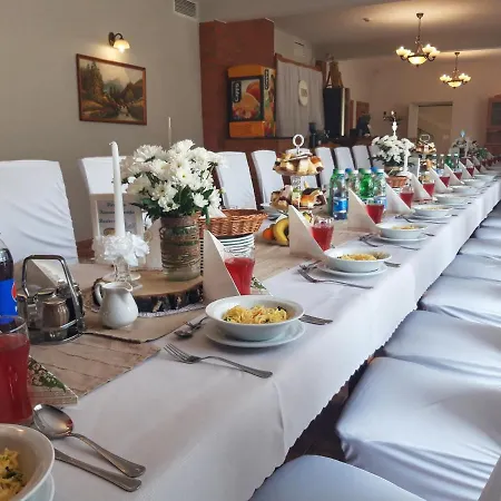 Pensjonat I Restauracja Nowak بيت ضيافة 3*