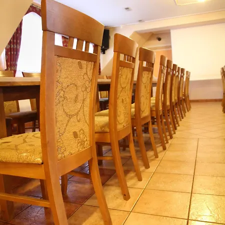 Pensjonat I Restauracja Nowak 3*
