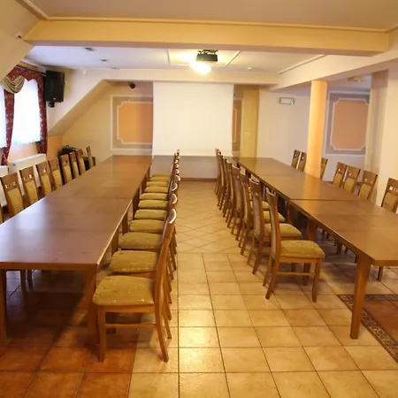 بيت ضيافة Pensjonat I Restauracja Nowak