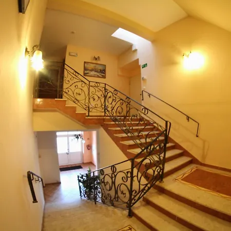 Pensjonat I Restauracja Nowak Gasthuis 3*