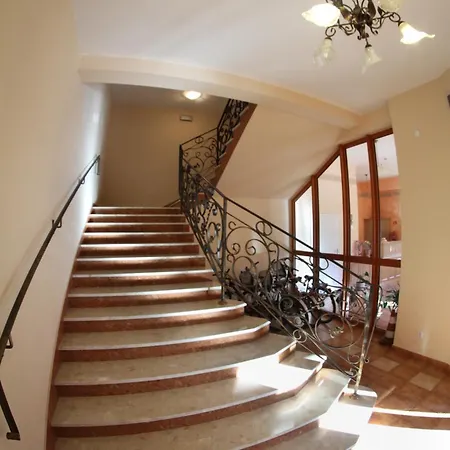 Gasthuis Pensjonat I Restauracja Nowak Łapsze Niżne