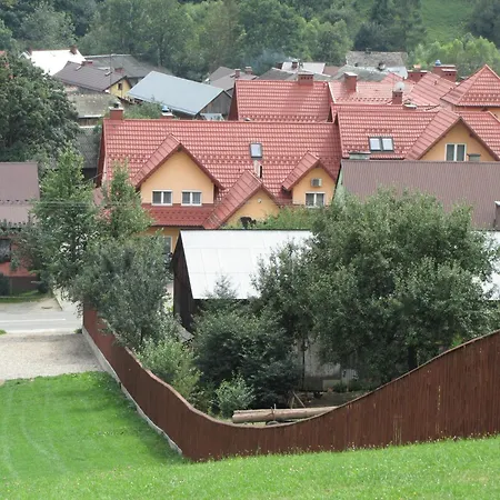 Pensjonat I Restauracja Nowak بيت ضيافة Łapsze Niżne