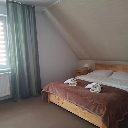 Pensjonat I Restauracja Nowak Vendégház