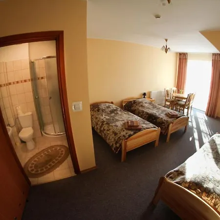 Gasthuis Pensjonat I Restauracja Nowak 3*