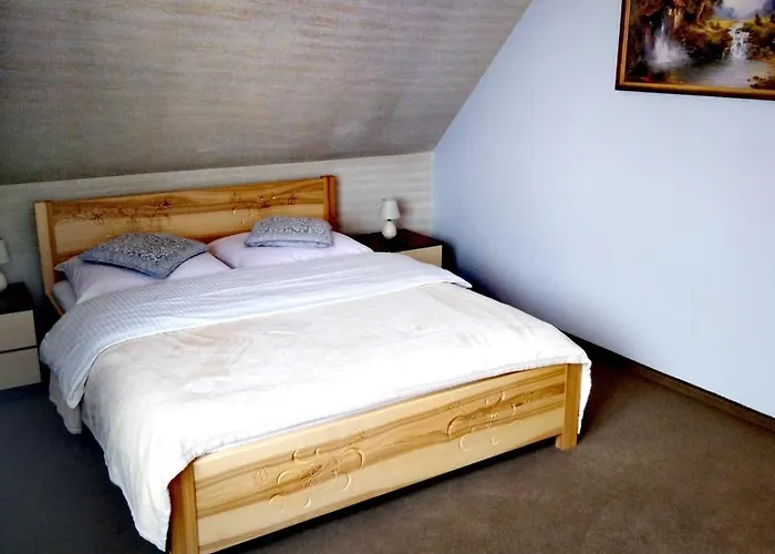 I Restauracja Nowak By Babula ゲストハウス 3*