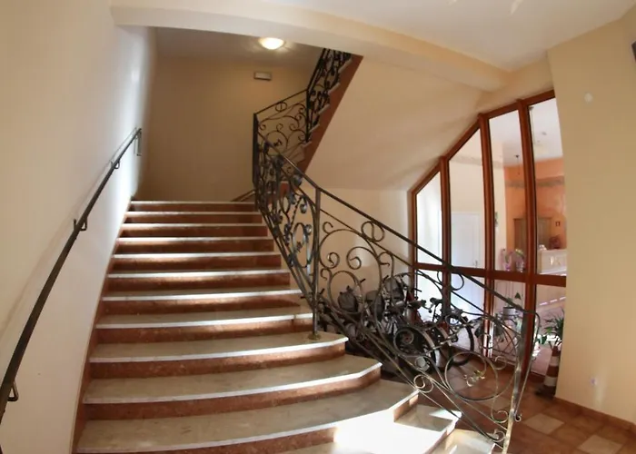 Vendégház Pensjonat I Restauracja Nowak Łapsze Niżne