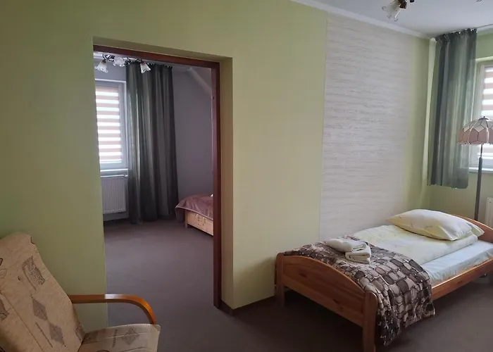 Pensjonat I Restauracja Nowak Vendégház